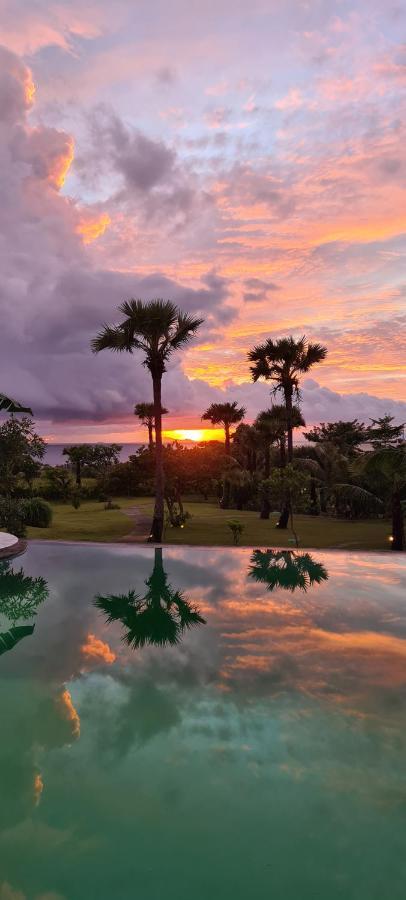 Palm Springs Bali Dive Resort Туламбен Экстерьер фото