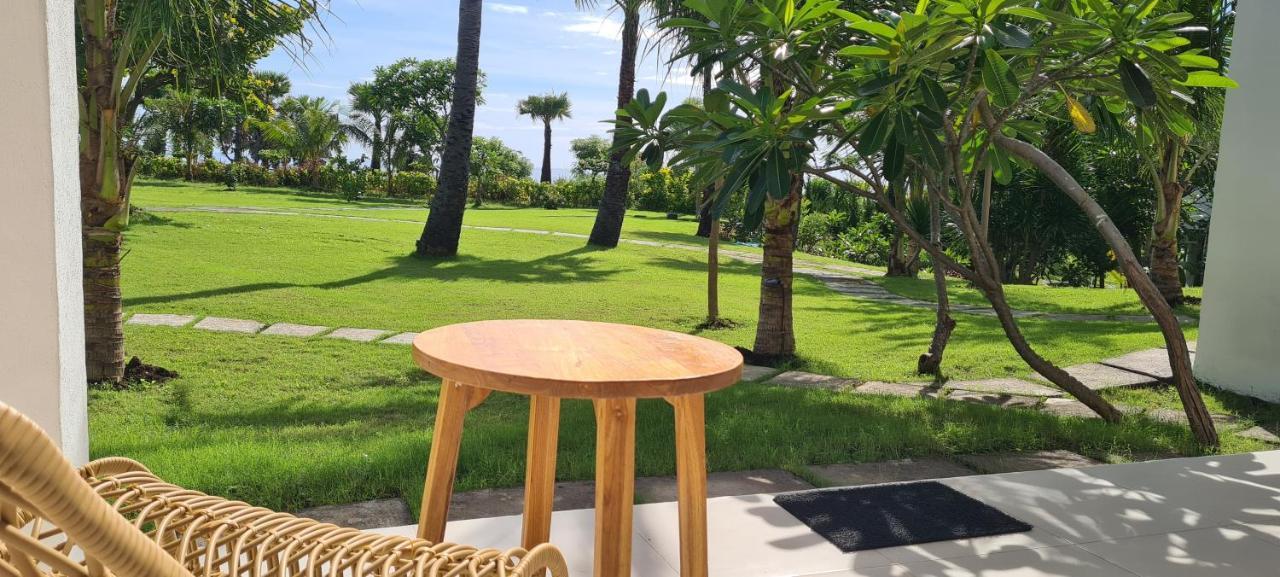 Palm Springs Bali Dive Resort Туламбен Экстерьер фото